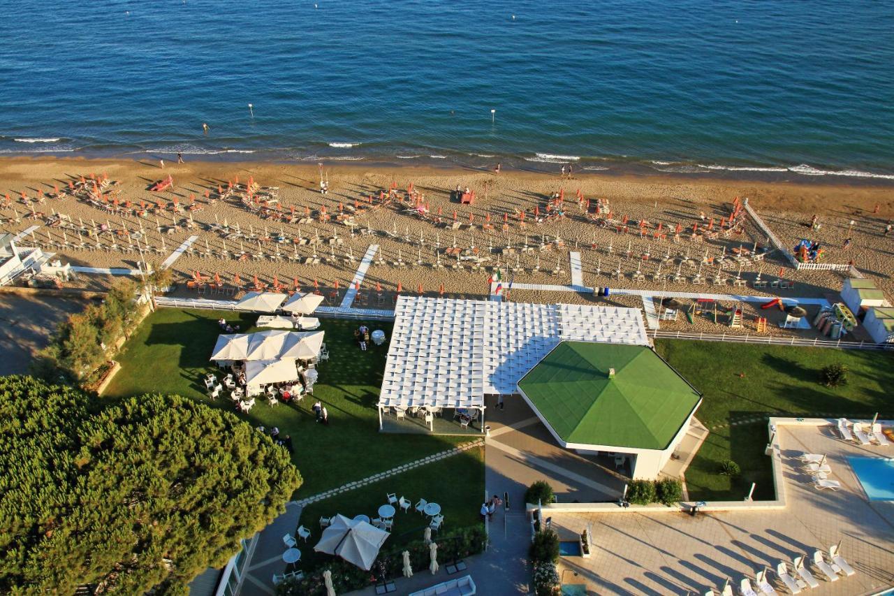 Torre Del Sole Hotell Terracina Exteriör bild