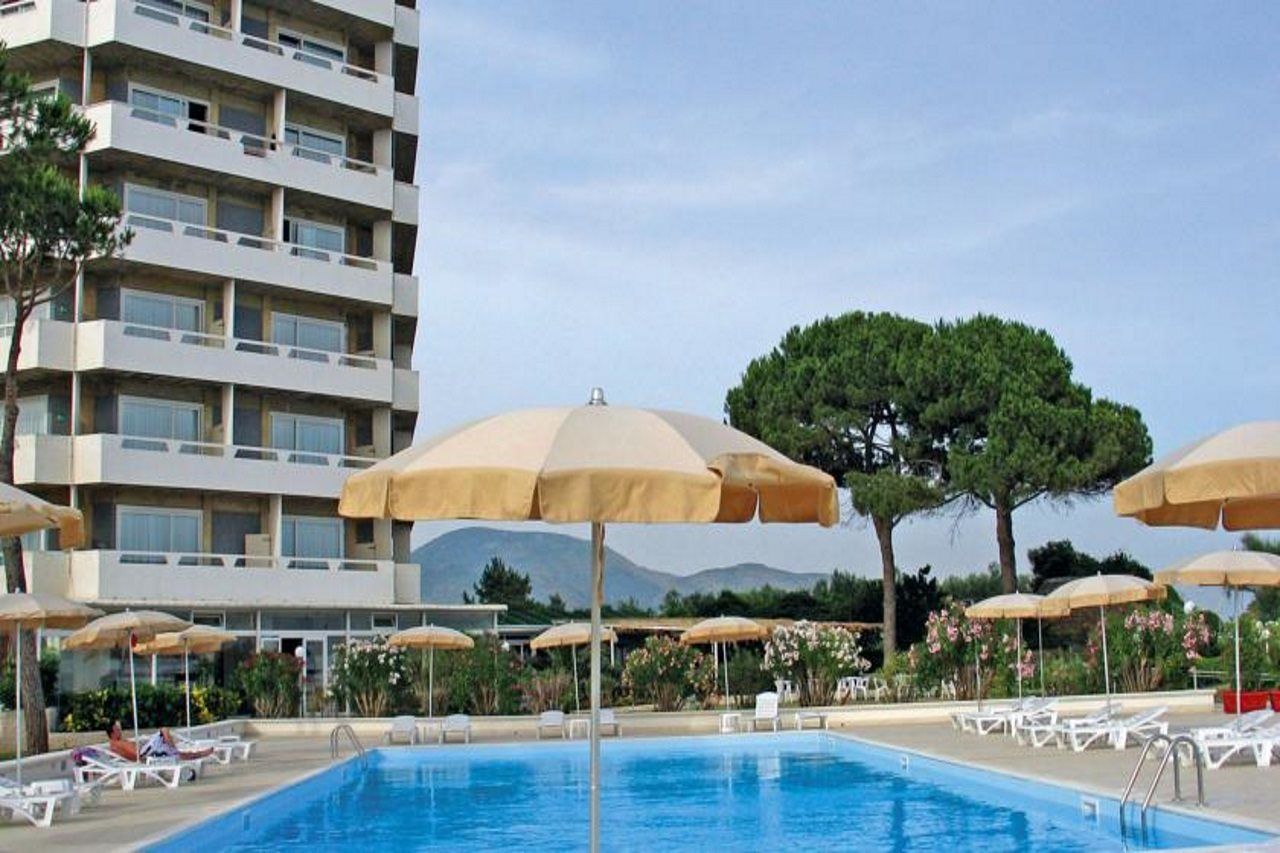 Torre Del Sole Hotell Terracina Exteriör bild